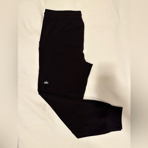 Alo co-op pant, black, large. New with tags - Picture 3 of 5